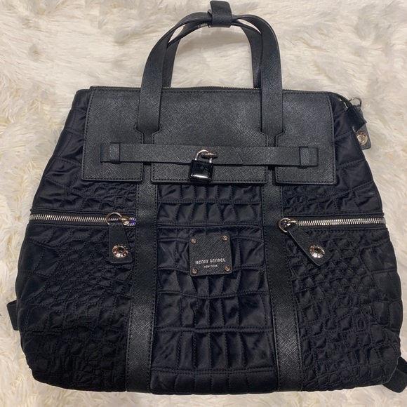henri bendel Handbags - Henri Bendel large quilted jet setter